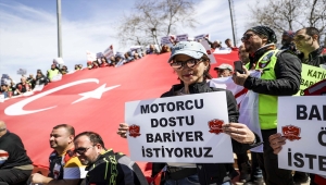 Ulaştırma ve Altyapı Bakanı Karaismailoğlu'ndan "motorcu dostu bariyere" tam destek: