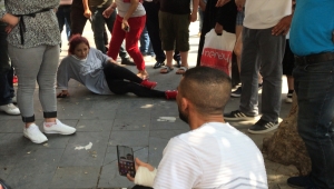 Adana'da bir kişi karısını ve arkadaşını silahla yaraladı