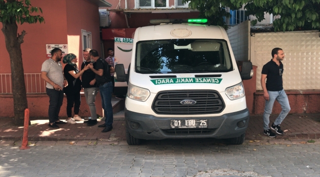 Adana'da silahlı saldırıda hayatını kaybeden iş adamının cenazesi toprağa verildi