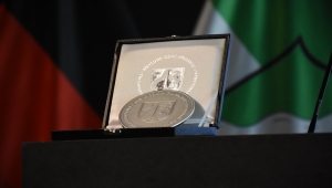 Almanya'da "Mevlüde Genç Madalyası" bu yıl PerMenti projesi yöneticilerine verildi