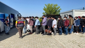 Aydın'da 506 düzensiz göçmen sınır dışı edildi