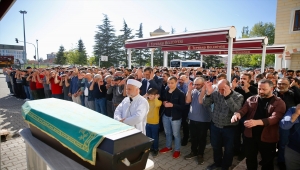 Bilecik'teki patlamada hayatını kaybeden işçinin cenazesi Kütahya'da defnedildi