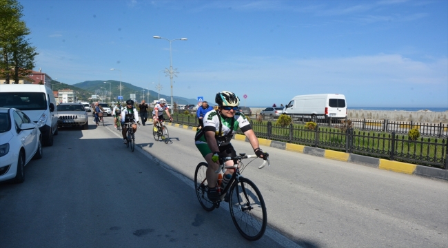 Bisikletçilerin Selanik'ten Samsun'a taşıdığı "Ata toprağı" Kastamonu'ya ulaştı
