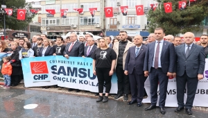 CHP Genel Başkan Yardımcısı ve Parti Sözcüsü Faik Öztrak, Samsun'da Onur Anıtı'na çelenk sundu