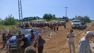 Düzce'de tarım aracı devrildi, 1 kişi öldü, 1 kişi yaralandı