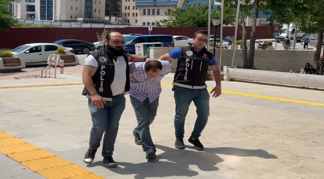 Elazığ'da aracında uyuşturucu bulunan tırın şoförü tutuklandı