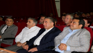 Fethiye'de engellilerin sahnelediği tiyatro gösterisi beğeni topladı