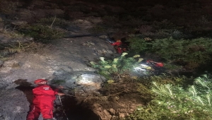 Fethiye'de kayalık alanda mahsur kalan turist kurtarıldı