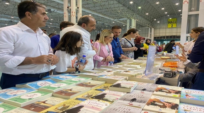Gaziantep Kitap Fuarı'nı iki günde 110 bin kişi ziyaret etti