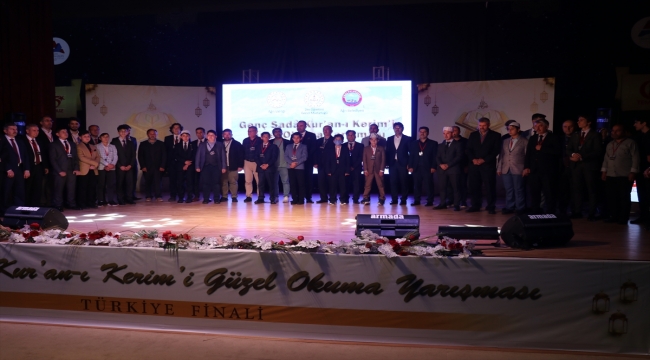 Genç Sada Kur'an-ı Kerim'i Güzel Okuma Yarışması Türkiye Finali Ağrı'da yapıldı