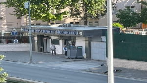 GÜNCELLEME - Gaziantep Emniyet Müdürlüğü önünde bir kişi vurularak etkisiz hale getirildi