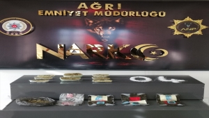 İran'dan Ağrı'ya motosikletle uyuşturucu getiren şüpheli yakalandı