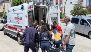 Isparta'da otomobil ile motosikletin çarpışması sonucu 2 kişi yaralandı