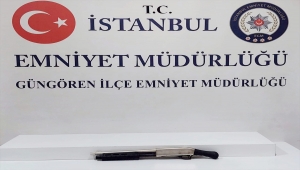İstanbul'da asker uğurlaması sırasında silahla ateş açan iki şüpheli yakalandı