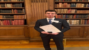 İsveç'te Türk gencine Kral Carl 16. Gustaf'ın elinden liderlik diploması