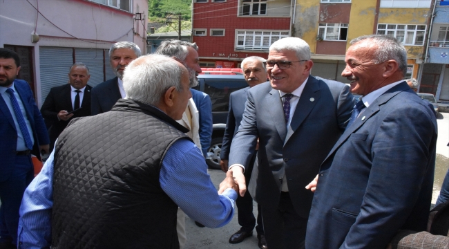 İYİ Parti Grup Başkanvekili Dervişoğlu, mahalle teşkilatında partililere hitap etti: