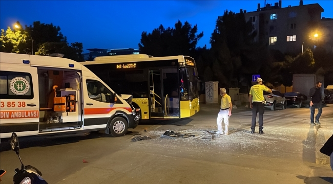 Kadıköy'deki trafik kazasında 1 kişi yaralandı 