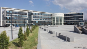 Kayseri'de boşanma aşamasındaki karısını bıçakla yaralayan sanığın yargılanmasına devam edildi