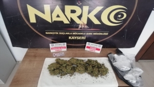 Kayseri'de otomobilin stepnesindeki uyuşturucuyu dedektör köpek buldu