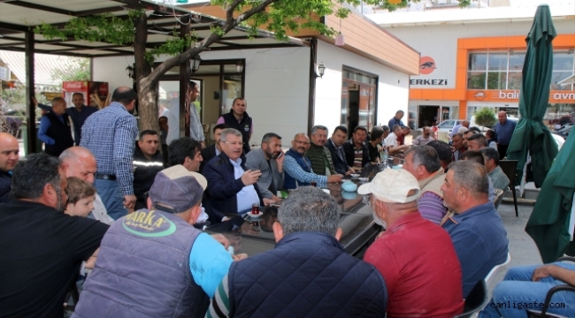 Kayseri'den gelen heyet Şarkışla'daki çiftçilerin sorunlarını dinledi 