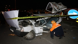 Kütahya'da otomobiller çarpıştı, 1 kişi öldü, 2 kişi yaralandı