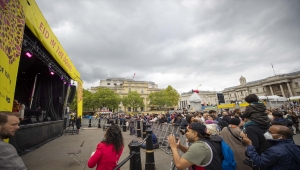 Londra'daki ünlü Trafalgar Meydanı'nda Ramazan Bayramı kutlandı