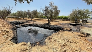 Manisa'da sondaj kuyusundan çıkan "siyah sıvı" üzerinde inceleme sürüyor