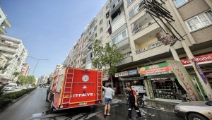 Mersin'de apartman dairesinde çıkan yangında bir köpek telef oldu