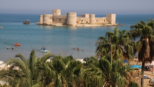 Mersin sahillerinde hafta sonu yoğunluğu yaşandı