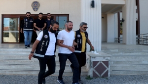 Muğla'da esnaftan silah zoruyla para almaya çalıştıkları iddiasıyla 3 zanlı tutuklandı