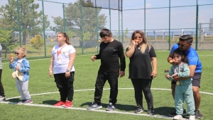 Otizmli bireylerle aileleri ağırlandıkları kampta eğlenceli zaman geçirdi