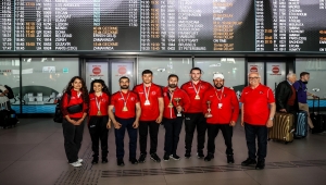 Para Bilek Güreşi Avrupa Şampiyonası'nda 17 madalya kazanan milliler yurda döndü