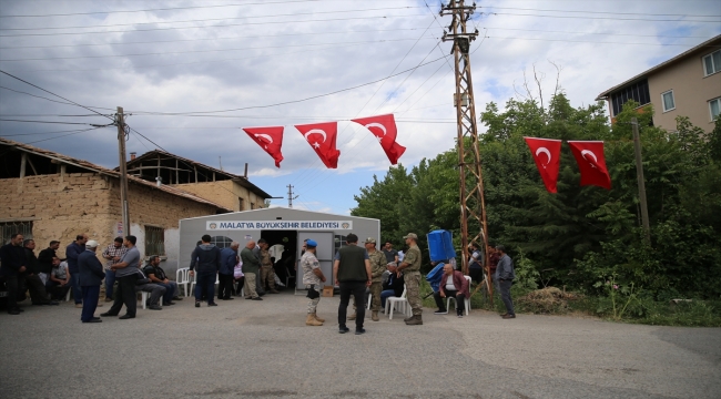 Piyade Sözleşmeli Er Tekedereli'nin şehadet haberi Malatya'daki ailesine verildi