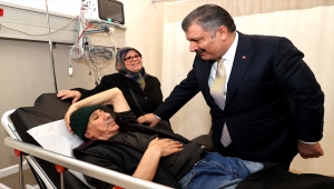Sağlık Bakanı Fahrettin Koca'dan hastanelere sürpriz ziyaret