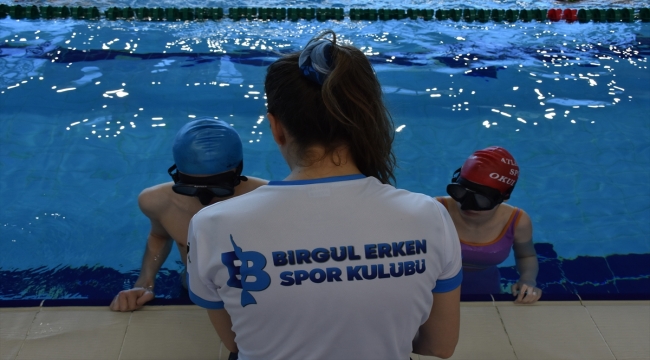 Serbest dalış rekortmeni milli sporcu Erken, Trabzon'da yeni sporcuların peşinde