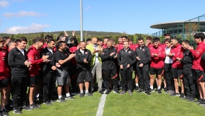 "Sesi Görenler" ile genç milli futbolcular bir araya geldi