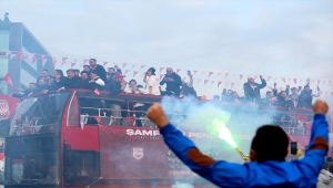 Spor Toto 1. Lig'e yükselen Pendikspor şampiyonluğunu kutladı