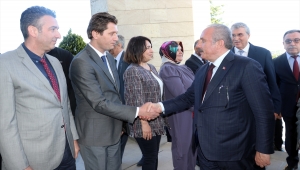 TBMM Başkanı Şentop, Sakarya'da valilik ve belediyeyi ziyaret etti