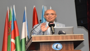 TDK Başkanı Gürer Gülsevin, "Dilimiz kimliğimizdir" konferansında konuştu: