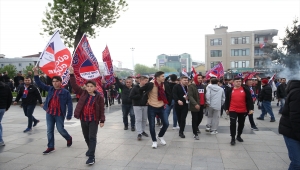 TFF 2. Lig'e yükselen Düzcespor'un taraftarları şampiyonluğu kutladı