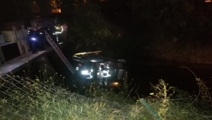 Tokat'ta sulama kanalına düşen aracın sürücüsünü AFAD ve itfaiye kurtardı