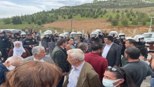 Tunceli'de HDP'li grup ile güvenlik güçleri arasında cenaze gerginliği