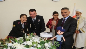 Tunceli'de jandarma gelin ile polis damat nikah masasına üniformayla oturdu
