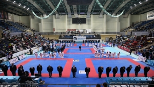 Türkiye Ümit, Genç ve 21 Yaş Altı Karate Şampiyonası Sakarya'da başladı