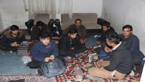 Van'da 21 düzensiz göçmen yakalandı