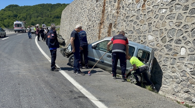 Zonguldak'ta yola dökülen mazotun neden olduğu kazada 1 kişi yaralandı