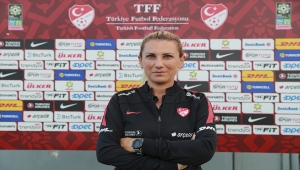 A Milli Kadın Futbol Takımı'na yeni oyuncular kazandırılıyor