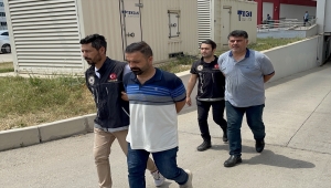 Adana'da yolcu otobüsündeki margarin kutularından 9 kilo 900 gram esrar çıktı