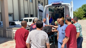 Adıyaman'da devrilen traktördeki 4 kişi yaralandı