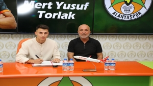 Alanyaspor, Mert Yusuf Torlak'ı 5 yıllığına renklerine bağladı